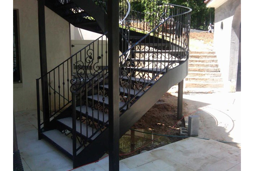 Cầu thang xoắn - CTX015
